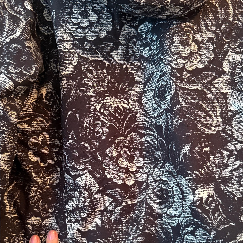 GSou Snow Floral Black and Gray Women's Jacket sz Large NWT - Picture 15 of 16